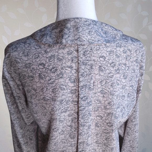 Vintage 60s 70s Pilgrim Collar Pleated Floral Print Blouse Jaeger Taupe - Picture 6 of 12